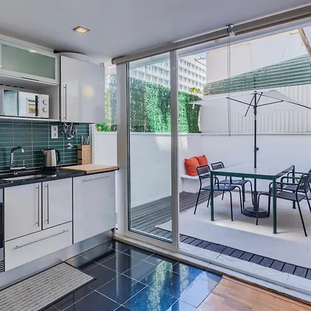 Apartament Sunny Terrace In Entrecampos By Lovelystay *