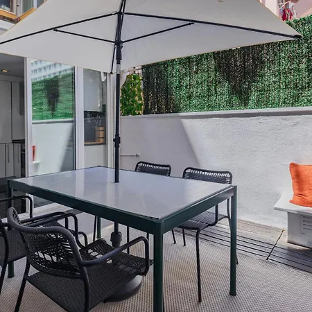 Sunny Terrace In Entrecampos By Lovelystay *